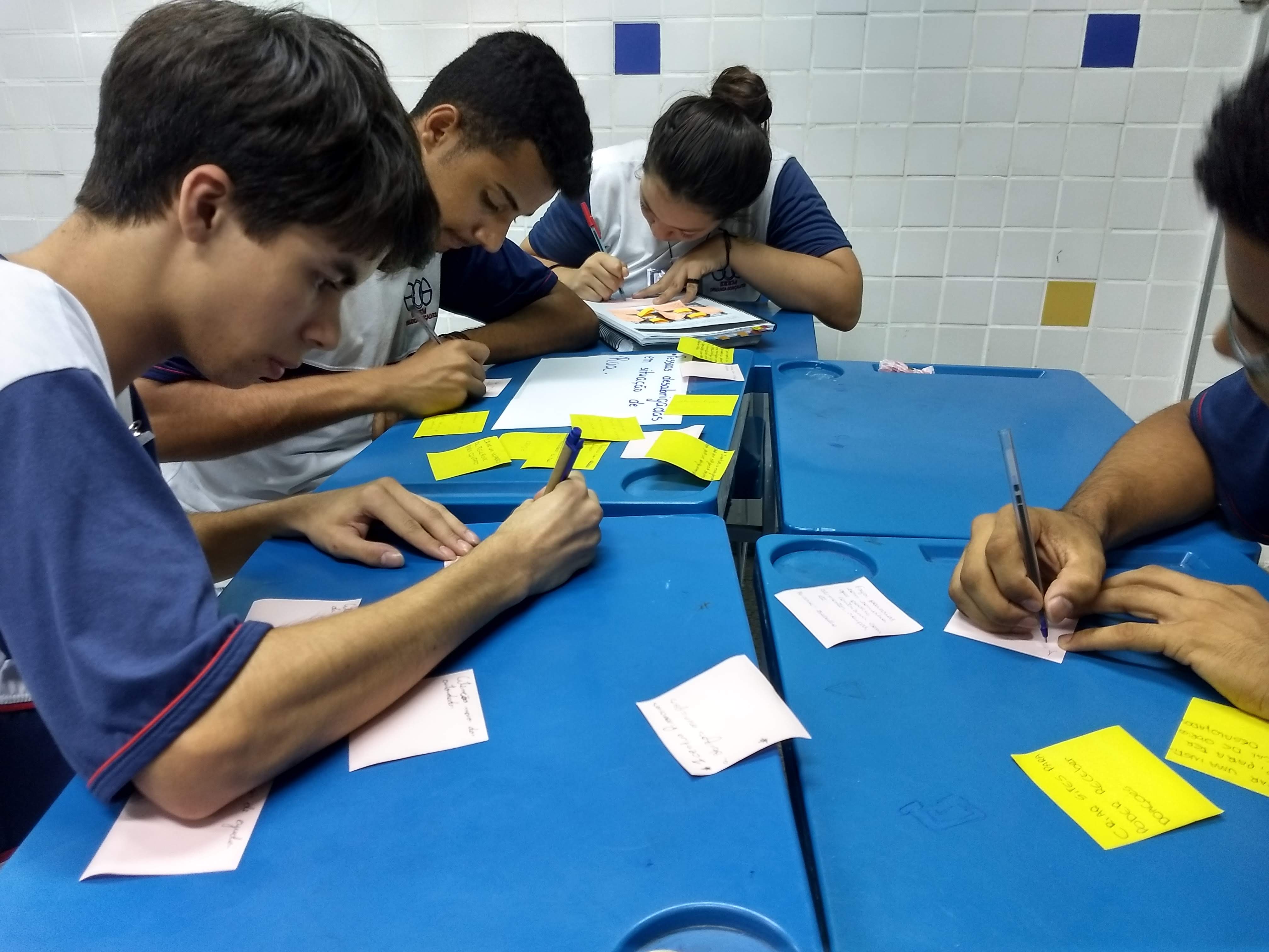 SEDU - Estudantes criam 'Clube de Estudos' para auxiliar os colegas em Vila  Velha