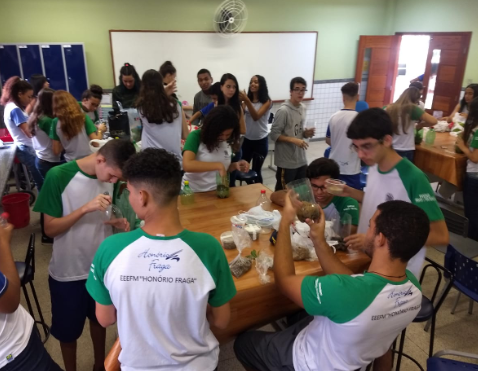 SEDU - Feira de Jogos promove integração entre pais e alunos em escola de  Colatina