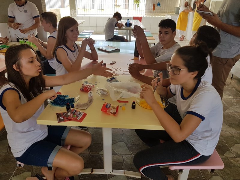 SEDU - Aulas de Ciências ganham “sabor” com produção de doces e