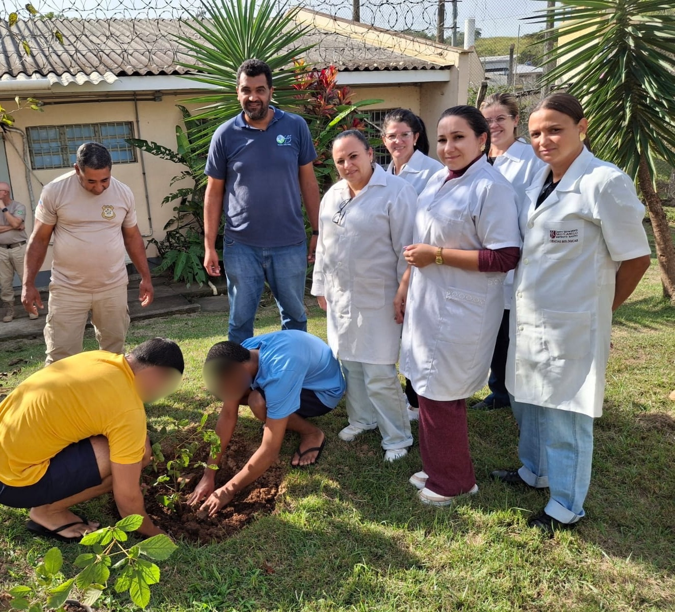 12-06-2026 FOTO PLANTANDO