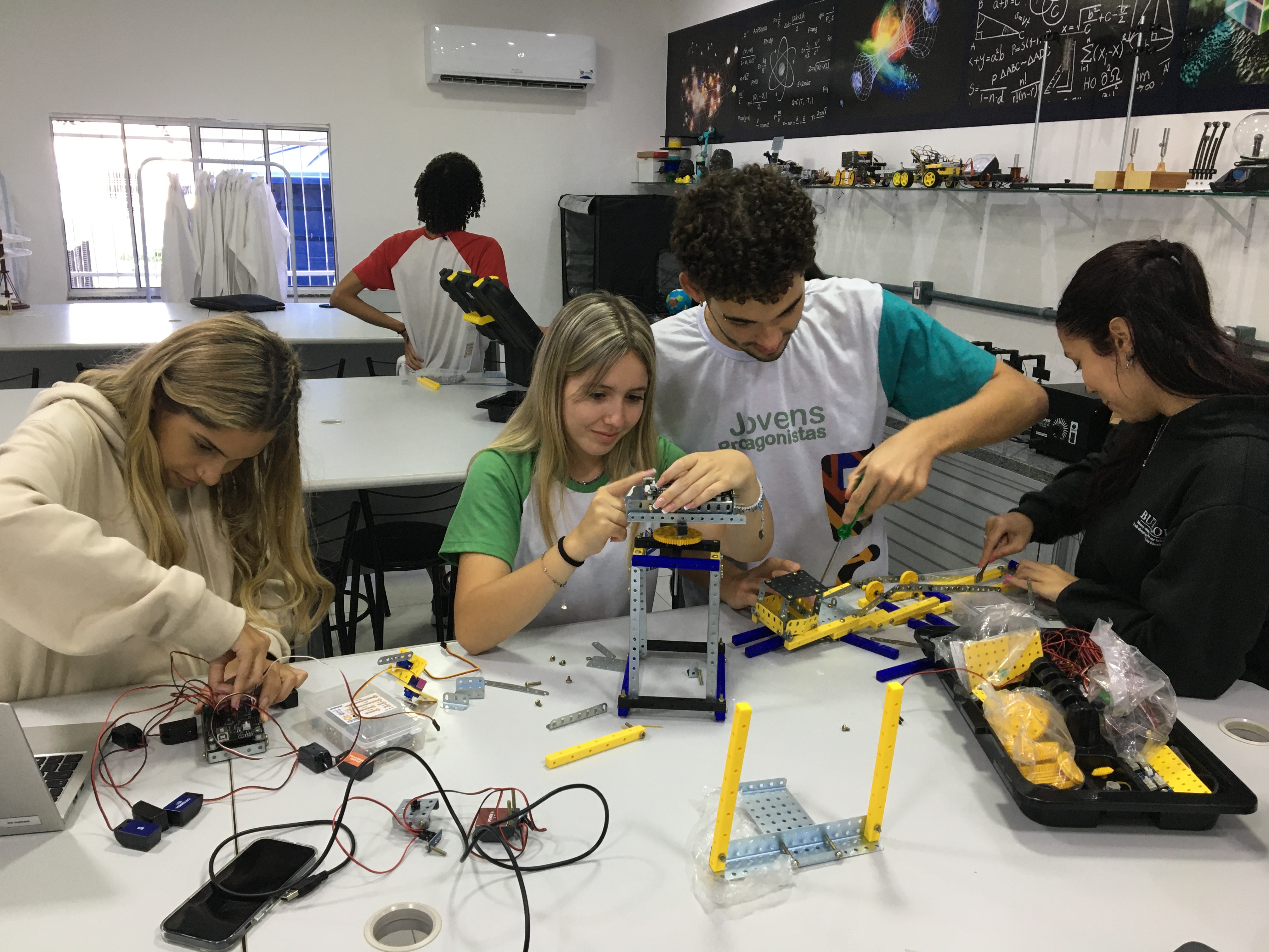 CLUBE DE FISICA (1)