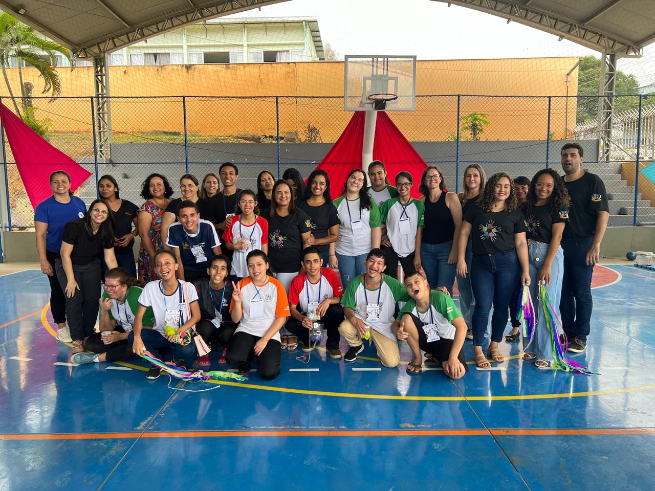 Escolas da Rede promovem projeto de inclusão ‘Construindo Pontes’ em alusão à inclusão social das pessoas com deficiência