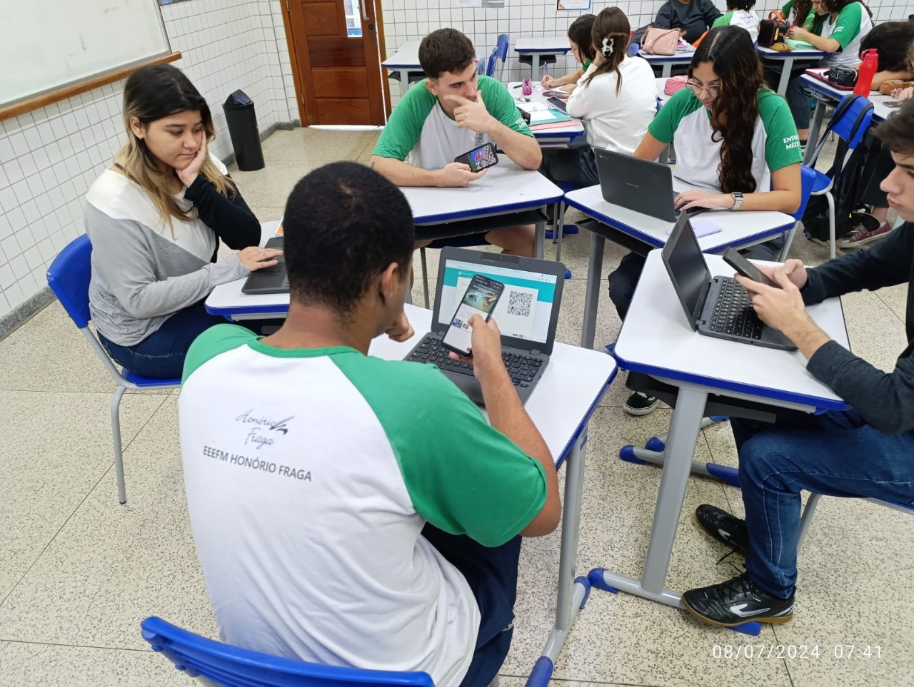 Escola do Futuro de Colatina discute ética no uso da inteligência artificial na educação