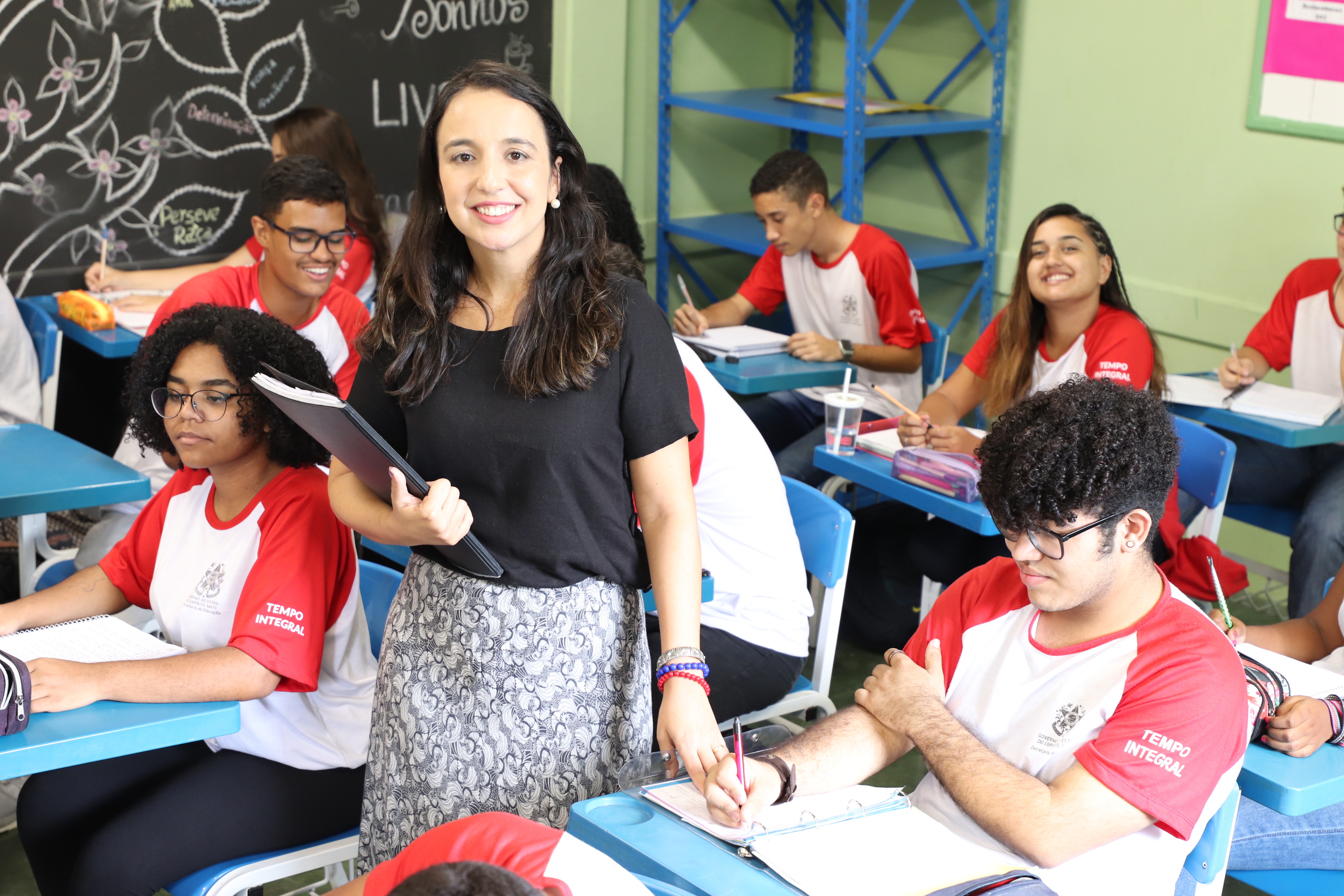 Conheça as novidades das Organizações Curriculares na Rede Escolar Pública Estadual para o Ano Letivo de 2021