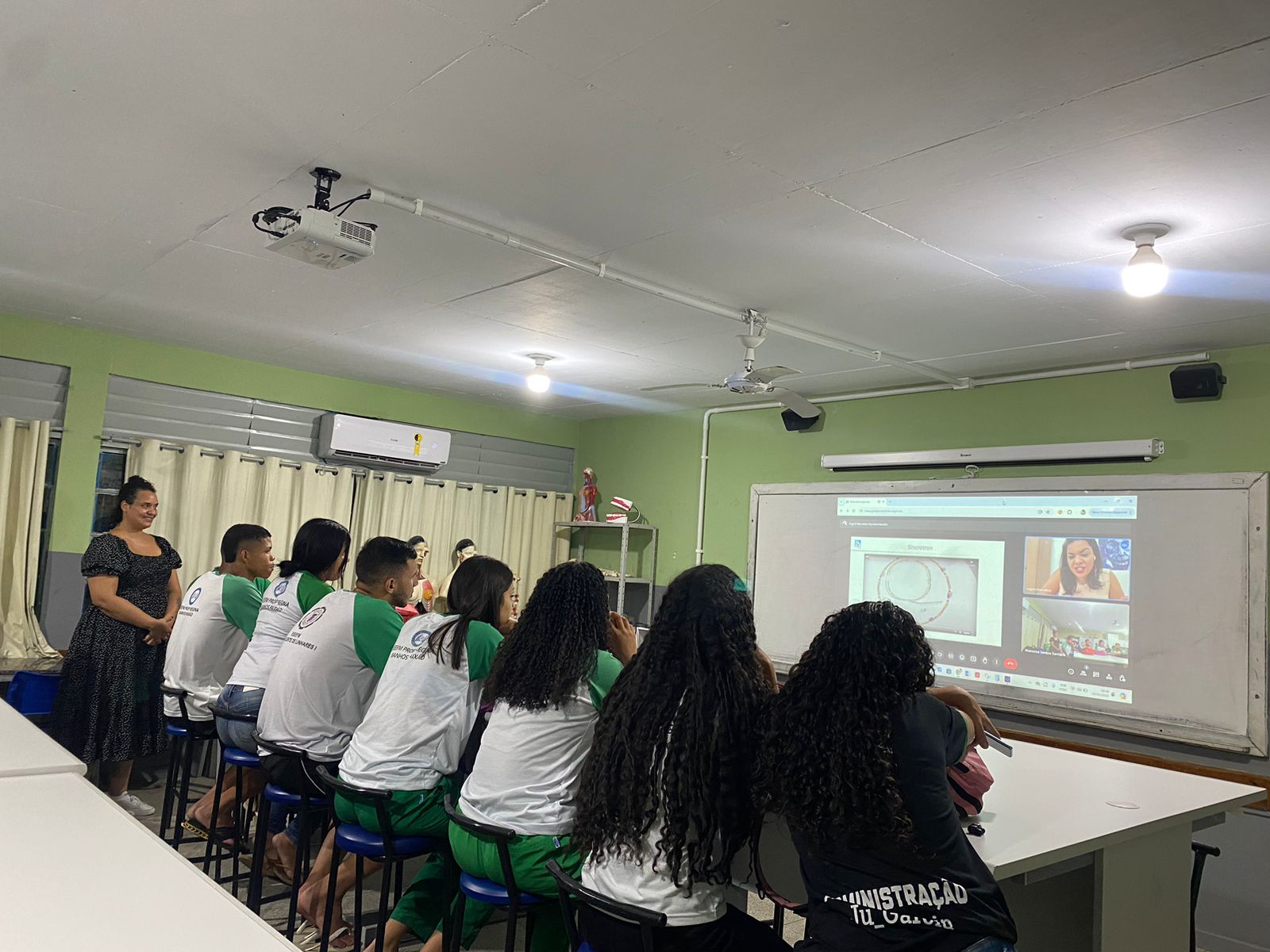 RODA DE CONVERSA COM INGRID 5
