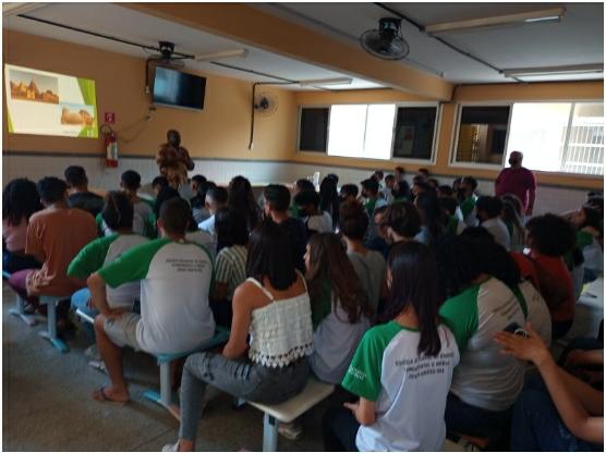 Escola de Cariacica promove palestras sobre prevenção contra o racismo 