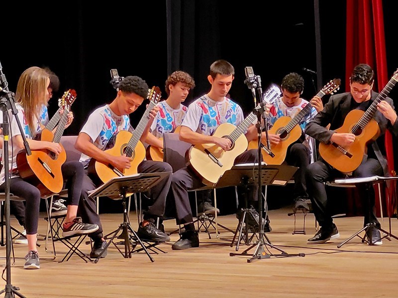 orquestra de violoes-2